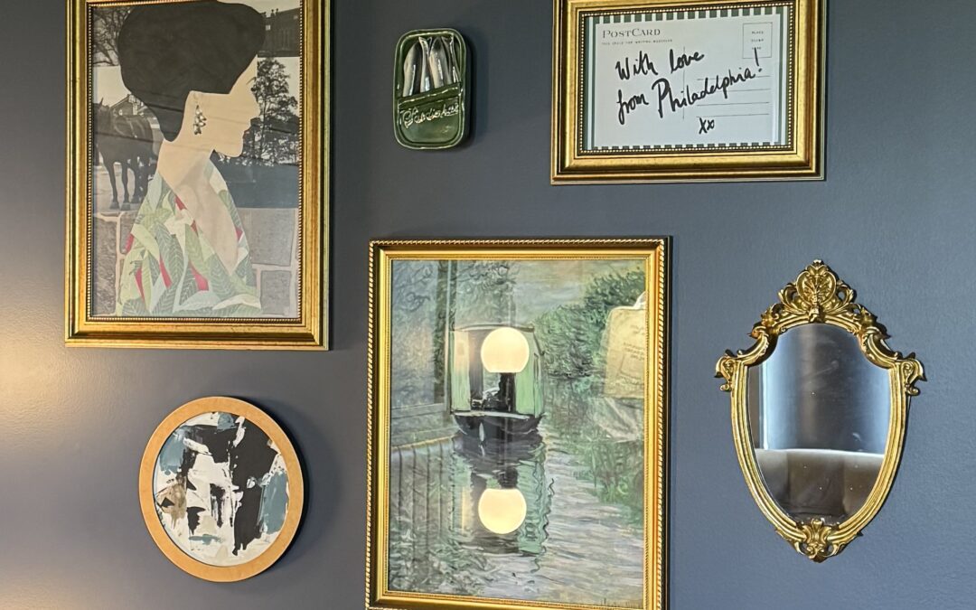 How to Mix Frame Styles Like an Interior Designer